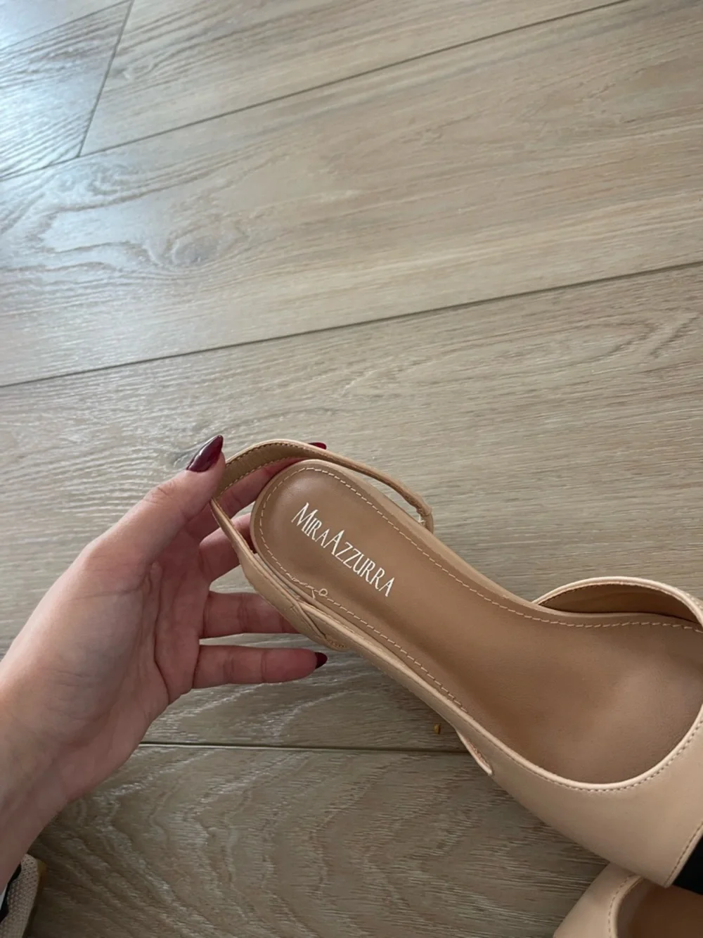 MiraAzzurra Two-Tone Beige and Black Slingback Pumps
